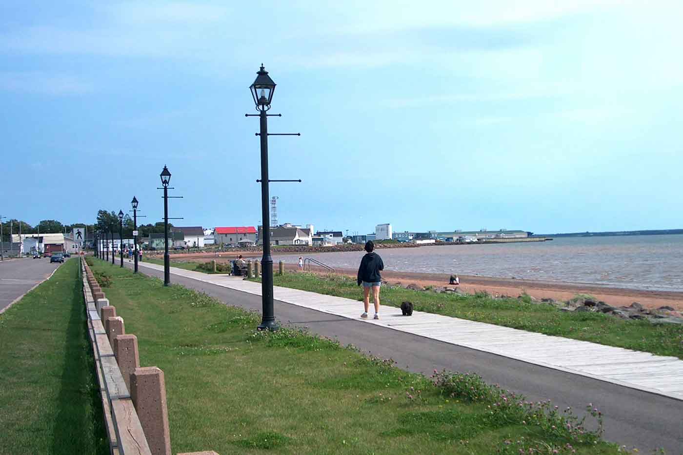 Baywalk Trail