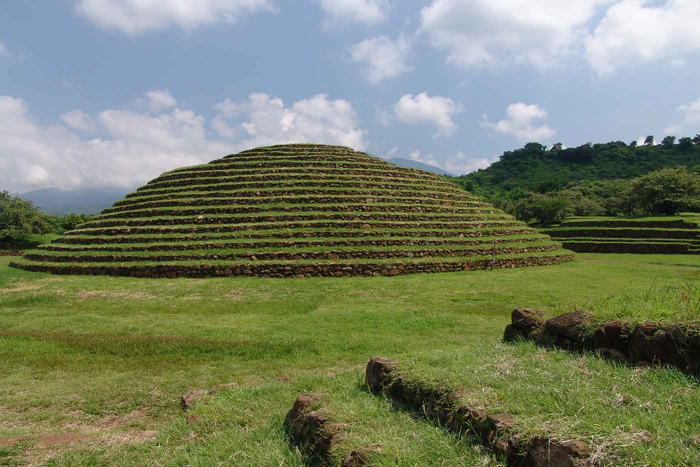 Guachimontones