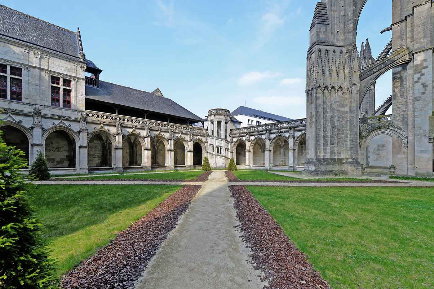 Cloître de la Psalette